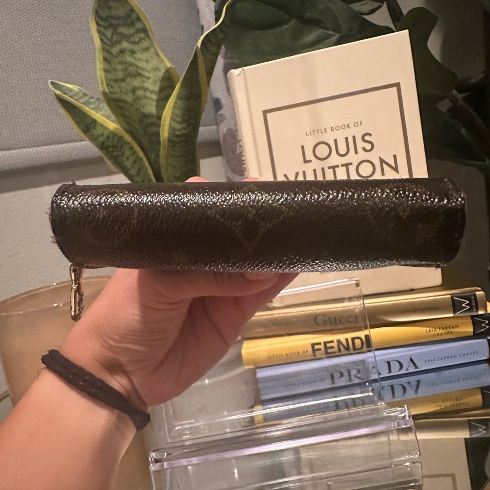 Louis Vuitton Monogram Wallet & COA - Picture 8 of 14